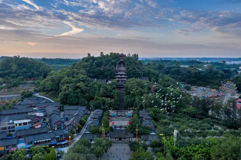 毫无保留倾情送出拿走不谢荣县及周边9个好耍地方汇总